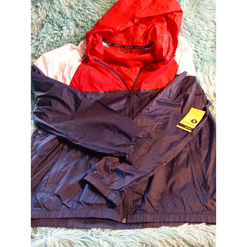 Xersion hoodie wind/rain breaker. XXL